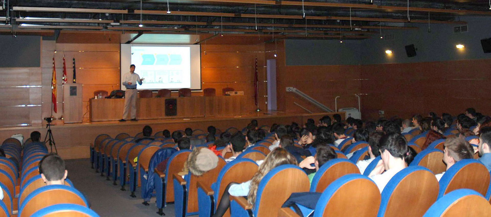 University UCM (1) University UCM (1)